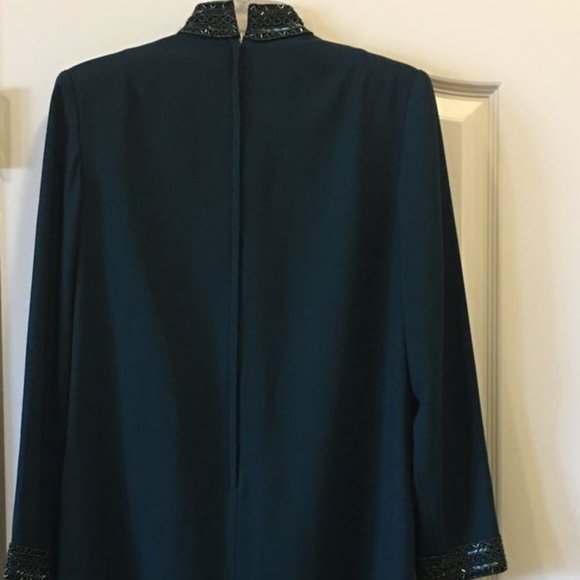 Turquoise formal dress with sequins - Picture 5 of 6